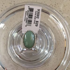 Beautiful ring size 8